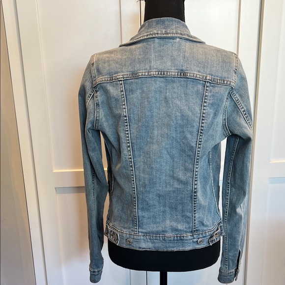 Levi's Light Blue Jean Jacket for Women - Picture 5 of 9